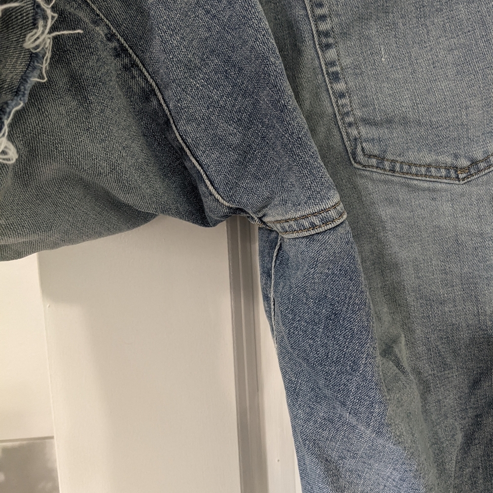 GAP High Rise Bermuda Denim Shorts - Picture 5 of 7